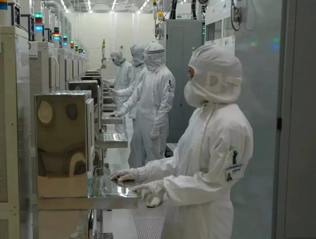 1581305579702932.jpg 640.webp (4).jpg